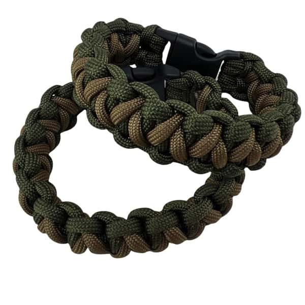 550 Paracord Type III - Survival Paracord Bracelet Rope Kits - Tent Rope  Parachute Cord Combo Crafting Kits, Many Colors of Outdoor Survival Rope -  Great Gift (40 Color) : Amazon.in: Home & Kitchen