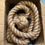 28mm Natural Jute Bannister Rope x 4.4 Metres C/W 8 Powder Coated Black Fittings (CS)