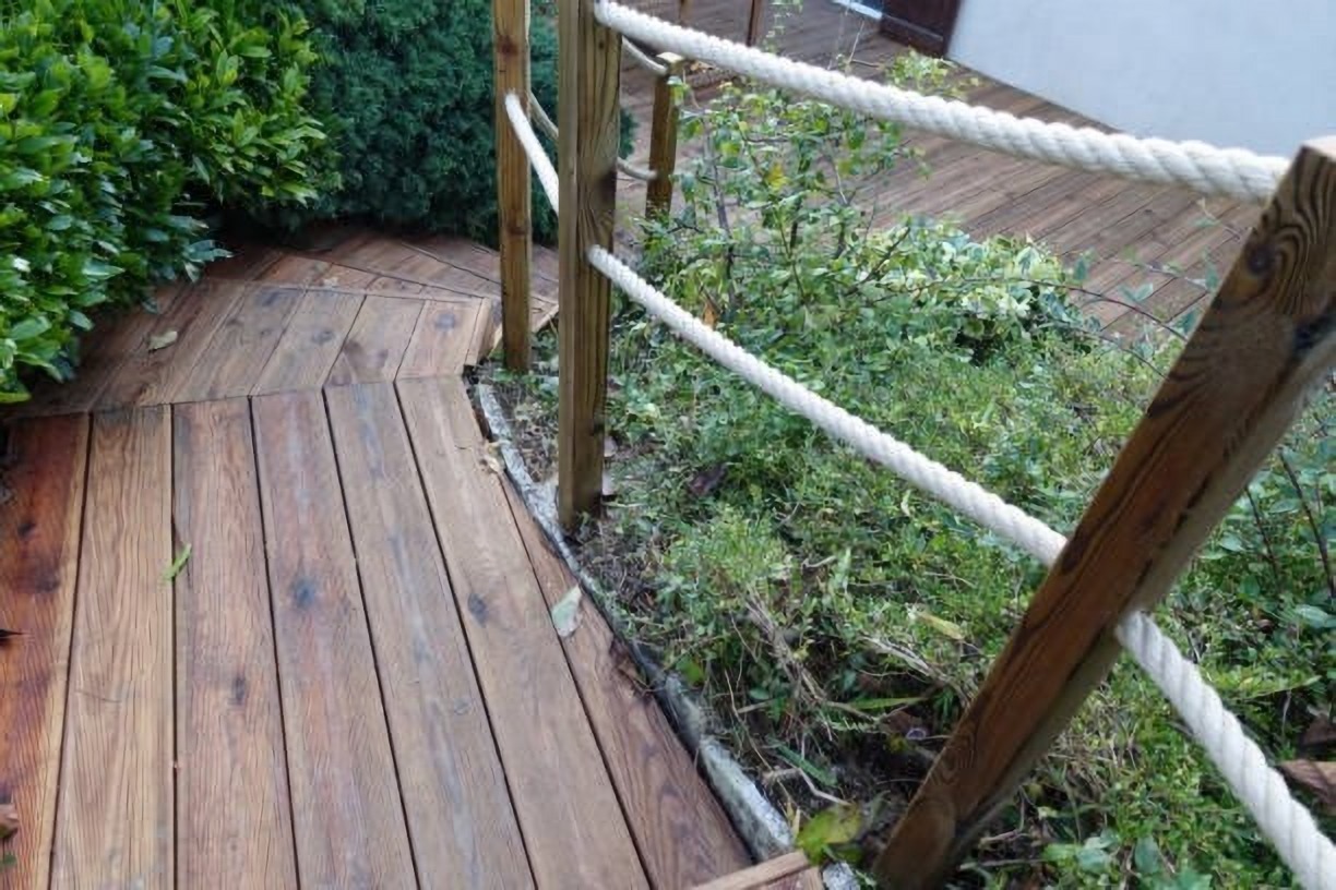 How Decking Rope Can Transform Your Garden